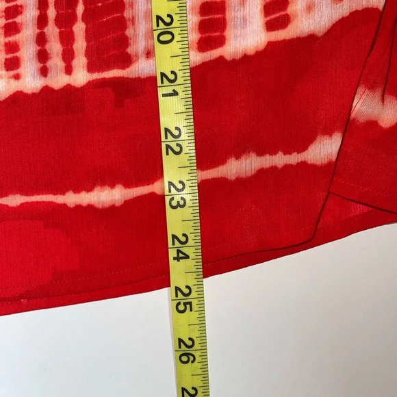 Vince Camuto Red Orange & White Tie Dye Split Neck Blouse Xsmall Women’s - Picture 9 of 12